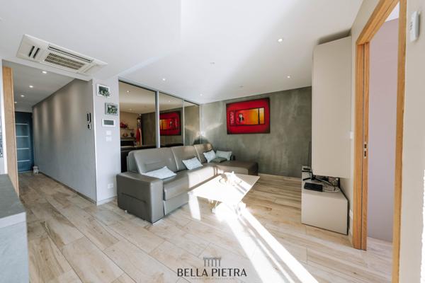 Le Grau-du-Roi (30240) Port Camargue - Bien d’exception en première ligne sur le port - Double marina avec ponton privatif