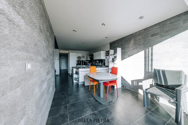 Le Grau-du-Roi (30240) Port Camargue - Bien d’exception en première ligne sur le port - Double marina avec ponton privatif