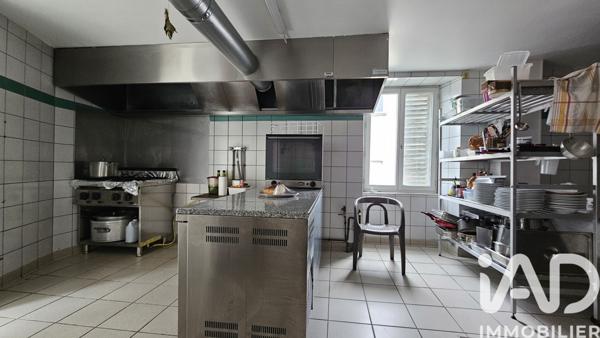 Immeuble à vendre 293 m² Maurs