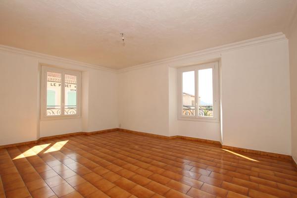 Idéal Investisseur - Immeuble de rapport au cœur de Puget-sur-Argens