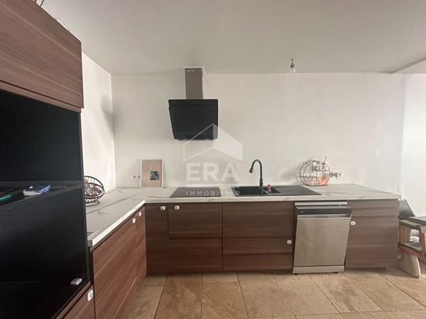 A VENDRE 83170 TOURVES MAISON DE VILLAGE TYPE 5 DE 120 M² AVEC LOCAL COMMERCIAL