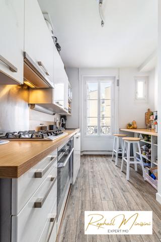 Paris (75004) Appartement trois pièces de 58 m2 à deux pas de l'île Saint-Louis