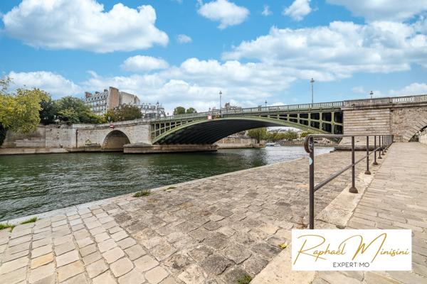 Paris (75004) Appartement trois pièces de 58 m2 à deux pas de l'île Saint-Louis