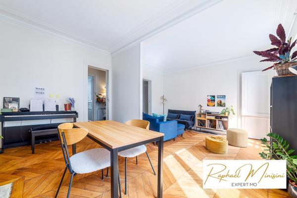 Paris (75004) Appartement trois pièces de 58 m2 à deux pas de l'île Saint-Louis
