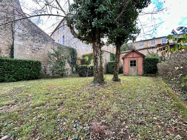 MAISON TYPE 9 - POITIERS CENTRE-VILLE Poitiers (86000)