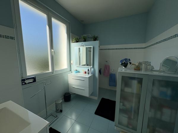 Maison 5 pièce(s) 3 chambre(s) 180 m²