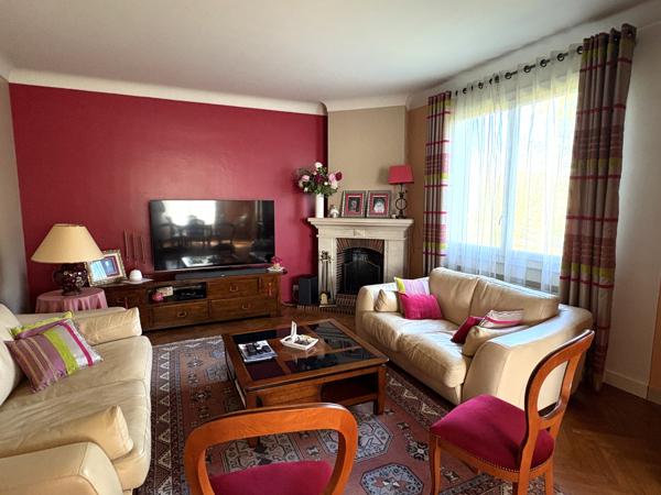 Maison 5 pièce(s) 3 chambre(s) 180 m²