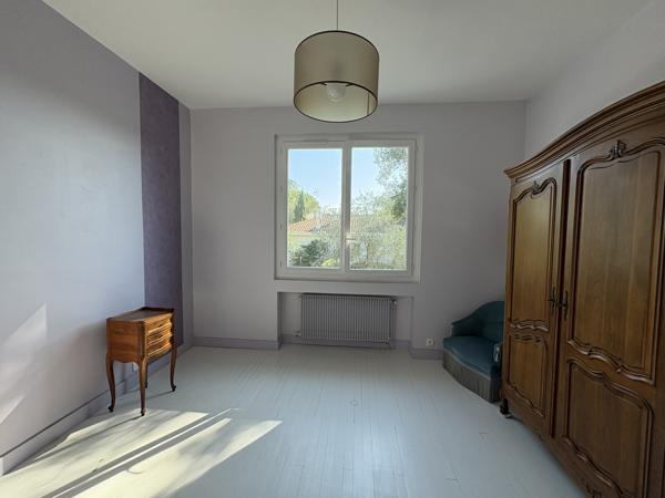 Maison 5 pièce(s) 3 chambre(s) 180 m²
