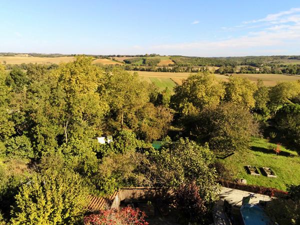 PLAIGNE : MAISON RENOVEE AVEC 4 CHAMBRES, JARDIN ET GARAGE