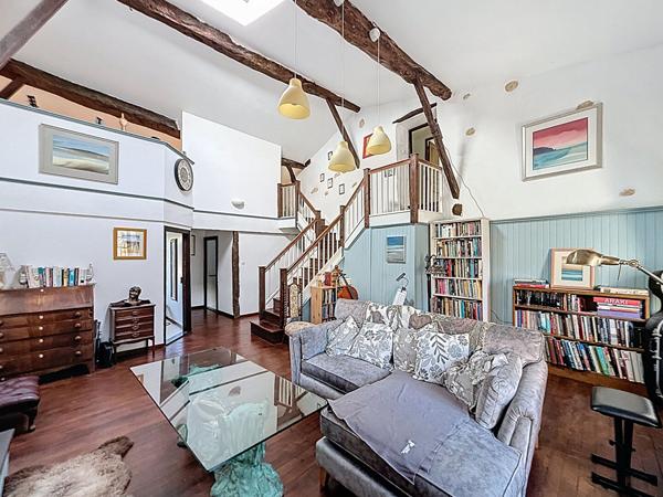 PLAIGNE : MAISON RENOVEE AVEC 4 CHAMBRES, JARDIN ET GARAGE