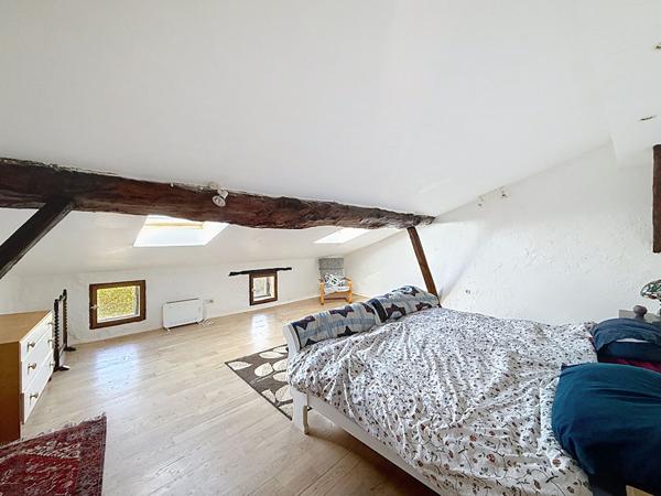 PLAIGNE : MAISON RENOVEE AVEC 4 CHAMBRES, JARDIN ET GARAGE