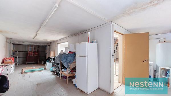 Istres, Maison 125m², type 4, 3 chambres, au calme absolu, atelier, garage, cave, véranda, terrasse et jardin