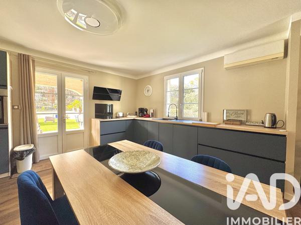 Maison à vendre 11 pièces 365 m² Mimet