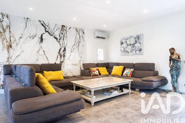 Maison à vendre 11 pièces 365 m² Mimet