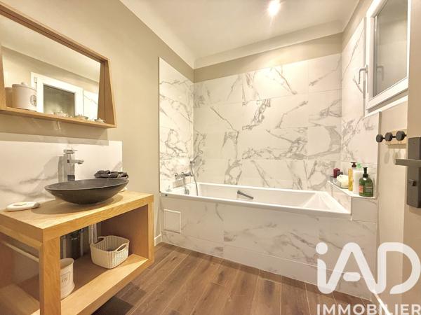 Maison à vendre 11 pièces 365 m² Mimet