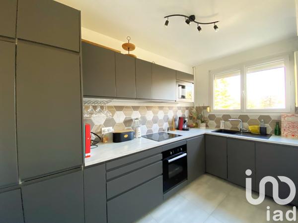 Appartement 3 pièces de 65 m² à Maromme (76150)