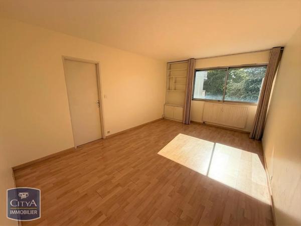 Appartement à louer 2 pièces 50.56m² Dijon (21000)