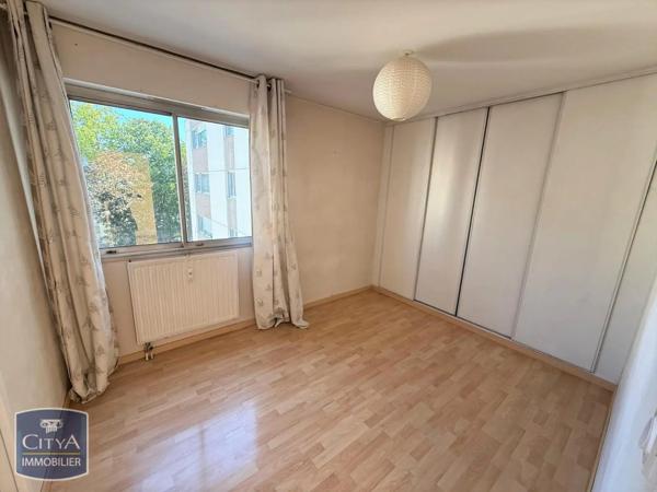 Appartement à louer 2 pièces 50.56m² Dijon (21000)