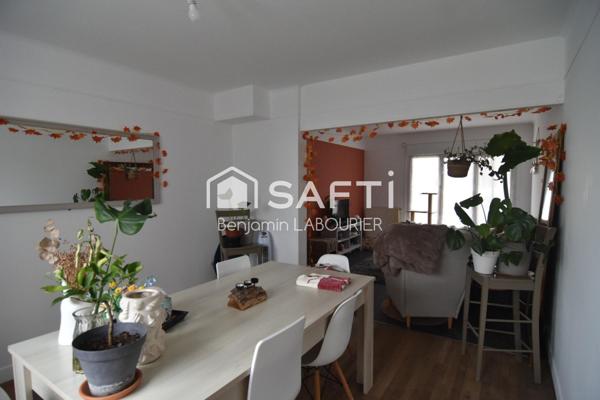 Immeuble de rapport avec garages et parking