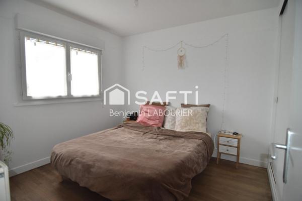 Immeuble de rapport avec garages et parking