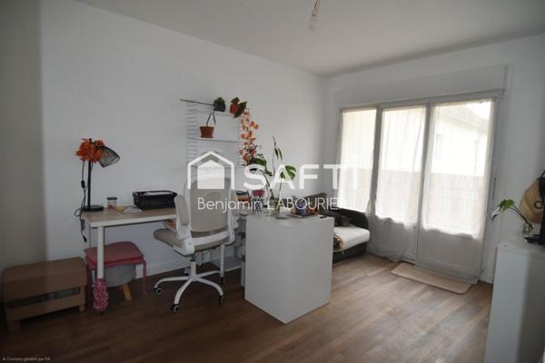 Immeuble de rapport avec garages et parking