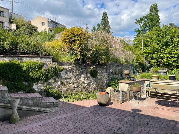 Maison située à deux pas du centre ville FONTENAY-LE-COMTE