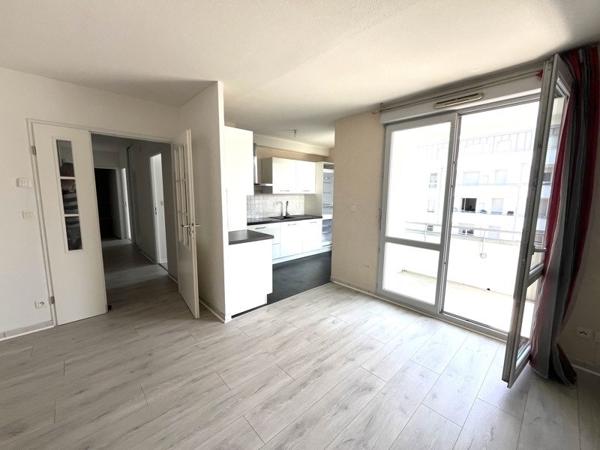 Appartement à louer 665 € CC Limoges 3 p 65 m² DPE C