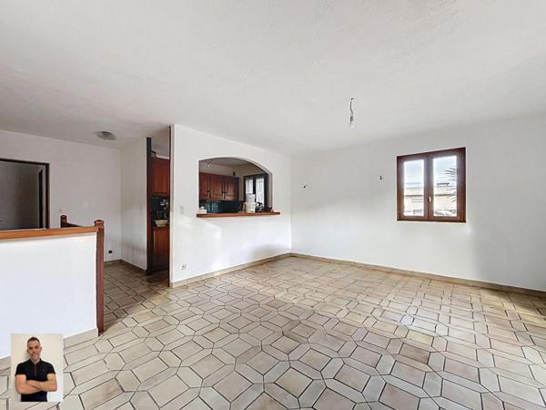 Maison  6 pièce(s) 105 m2