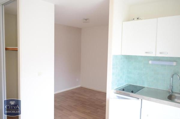 Appartement à louer 1 pièce 22.93m² Pau (64000)