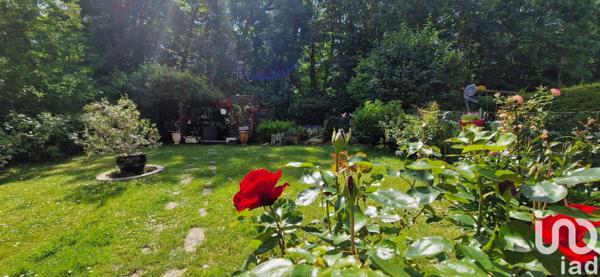 Maison traditionnelle 4 pièces de 90 m² à Crégy-lès-Meaux (77124)