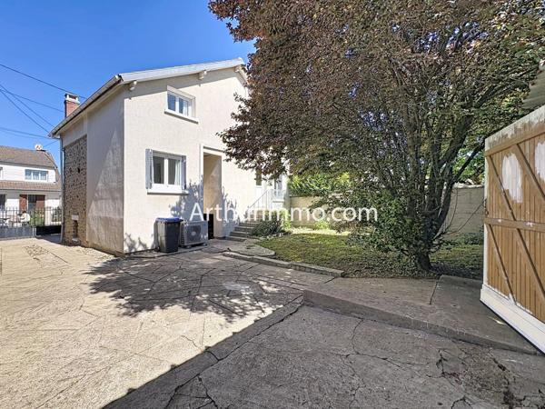 Vente Maison 5 pièces 75 m2 à Villeneuve-Saint-Georges