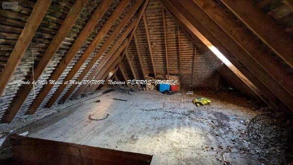 Terrain à Batir à vendre à Lannion dans les Côtes-d'Armor (22300), ref : VT077-22093