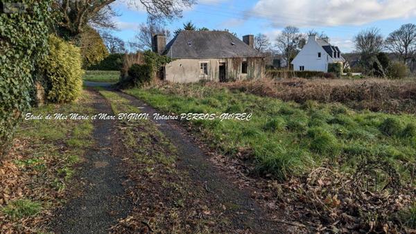 Terrain à Batir à vendre à Lannion dans les Côtes-d'Armor (22300), ref : VT077-22093