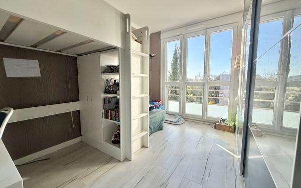 Appartement à vendre    5 pièces • 93 m2 Chilly-Mazarin