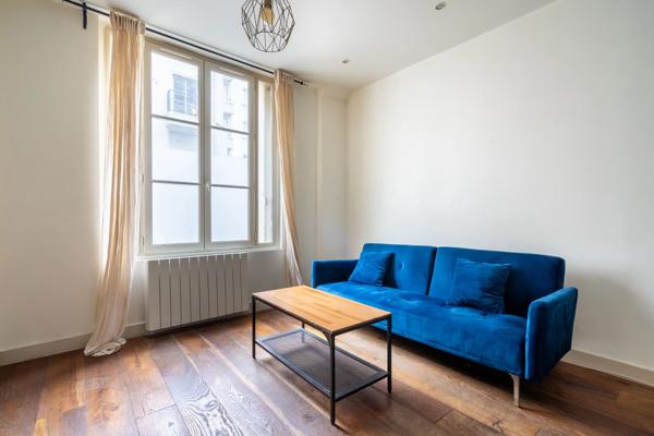 Appartement
         3 pièces
        - 39 m² Exclusivité 299 000 € *
