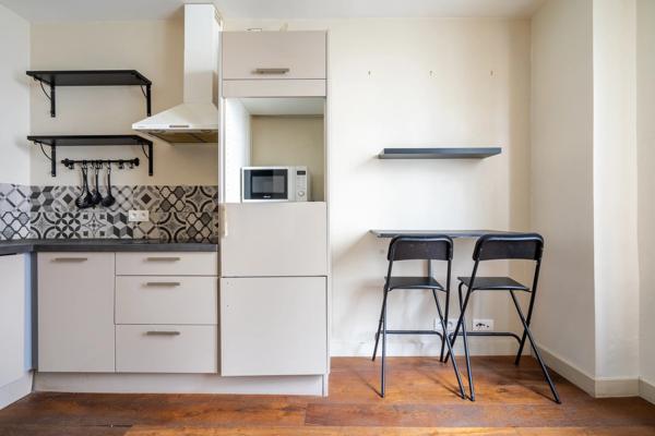 Appartement
         3 pièces
        - 39 m² Exclusivité 299 000 € *