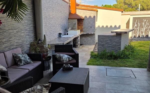 Maison à vendre    5 pièces •  Elne