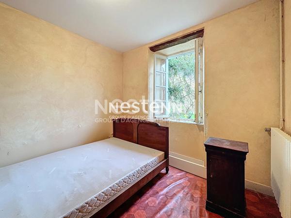 A vendre Maison Bars 6 pièces 162 m2 sur un terrain clôturé de 2382m2