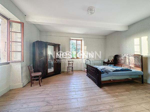 A vendre Maison Bars 6 pièces 162 m2 sur un terrain clôturé de 2382m2