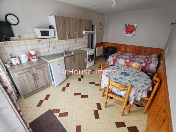 Immeuble à vendre 9 pièces de 102 m²