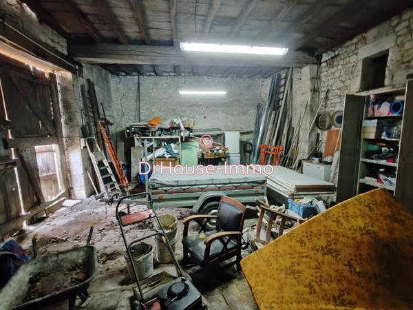 Immeuble à vendre 9 pièces de 102 m²