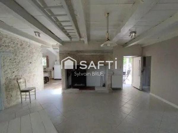 Maison en pierre blanche du Quercy – Calme et authenticité