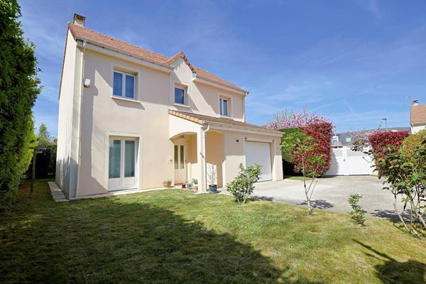 Maison Brie Comte Robert 6 pièce(s) 111 m2