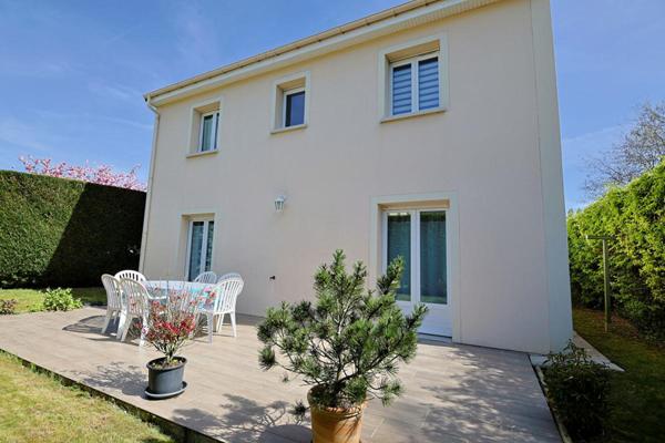 Maison Brie Comte Robert 6 pièce(s) 111 m2