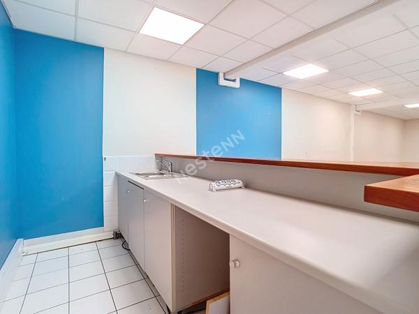 A LOUER - Local Commercial 100m² L'Isle Jourdain