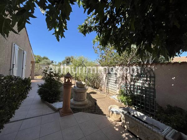 Vente                                                      Maison
                        
                     5 pièces                      142 m2                     à Sauvian