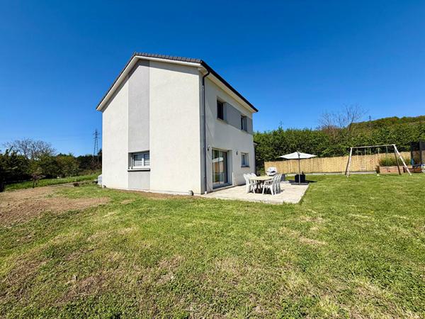 Maison à vendre à Neuves-Maisons : votre futur QG familial avec jardin XXL !