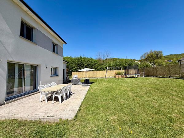 Maison à vendre à Neuves-Maisons : votre futur QG familial avec jardin XXL !