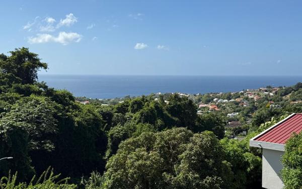 Maison à vendre    6 pièces •  Schoelcher