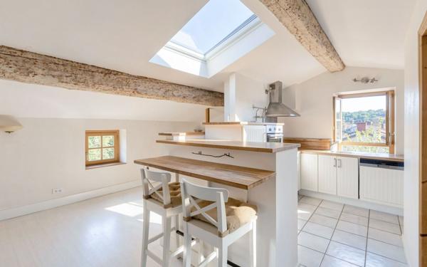Appartement à vendre    3 pièces • 59 m2 Albigny-sur-Saône